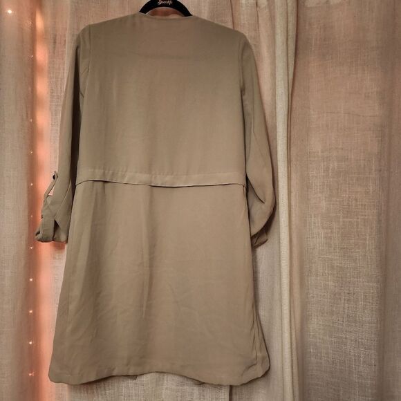 Elegant Beige Women's Coat - Picture 6 of 9